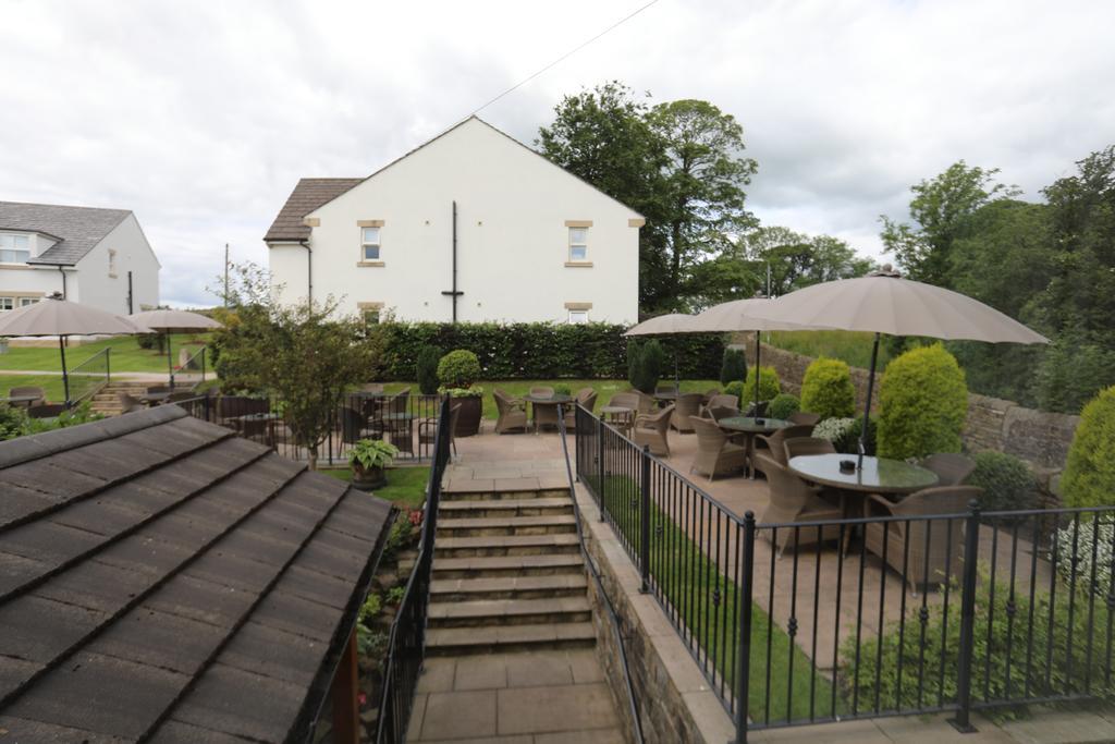 The Craven Heifer Inn Kelbrook エクステリア 写真