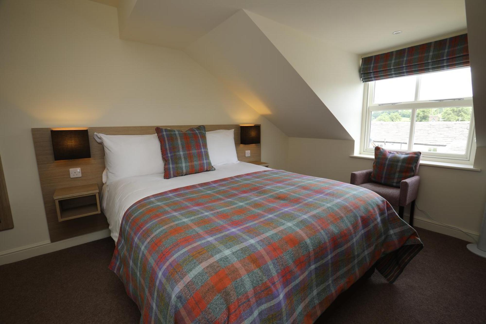 The Craven Heifer Inn Kelbrook エクステリア 写真