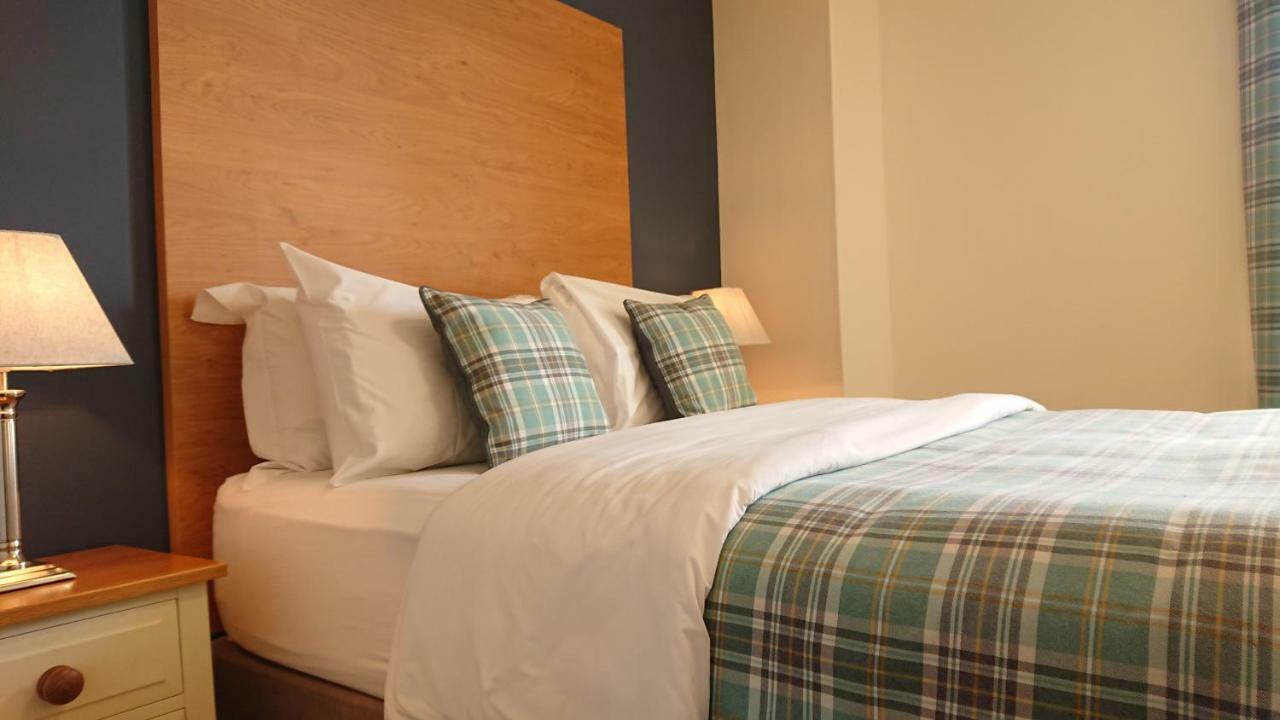 The Craven Heifer Inn Kelbrook エクステリア 写真