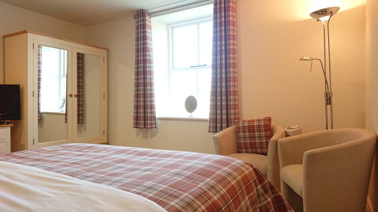 The Craven Heifer Inn Kelbrook エクステリア 写真