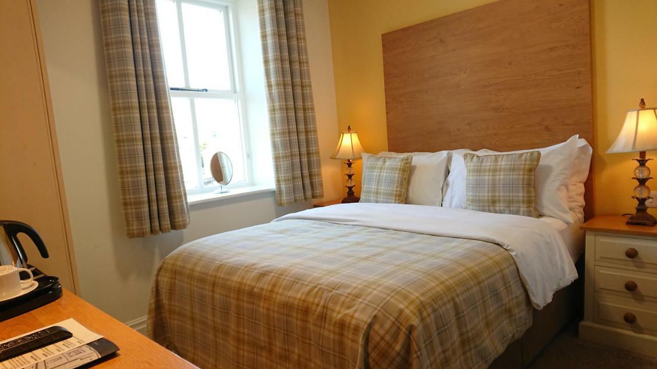 The Craven Heifer Inn Kelbrook エクステリア 写真