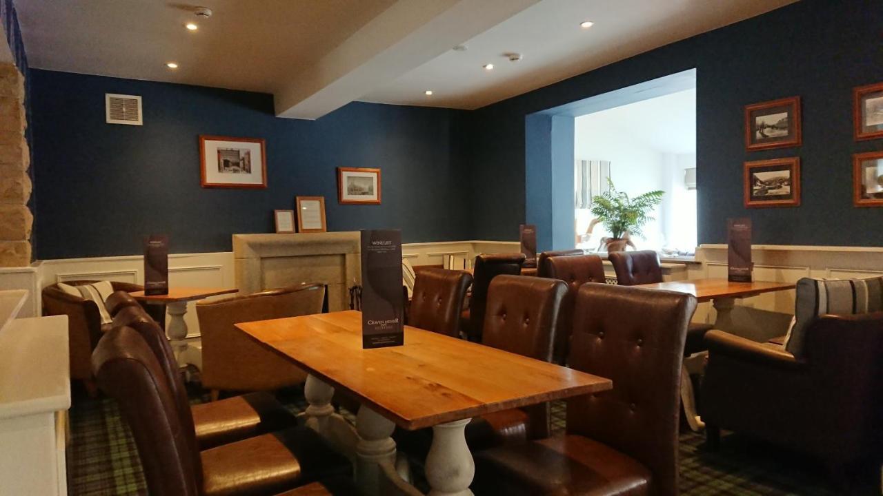 The Craven Heifer Inn Kelbrook エクステリア 写真